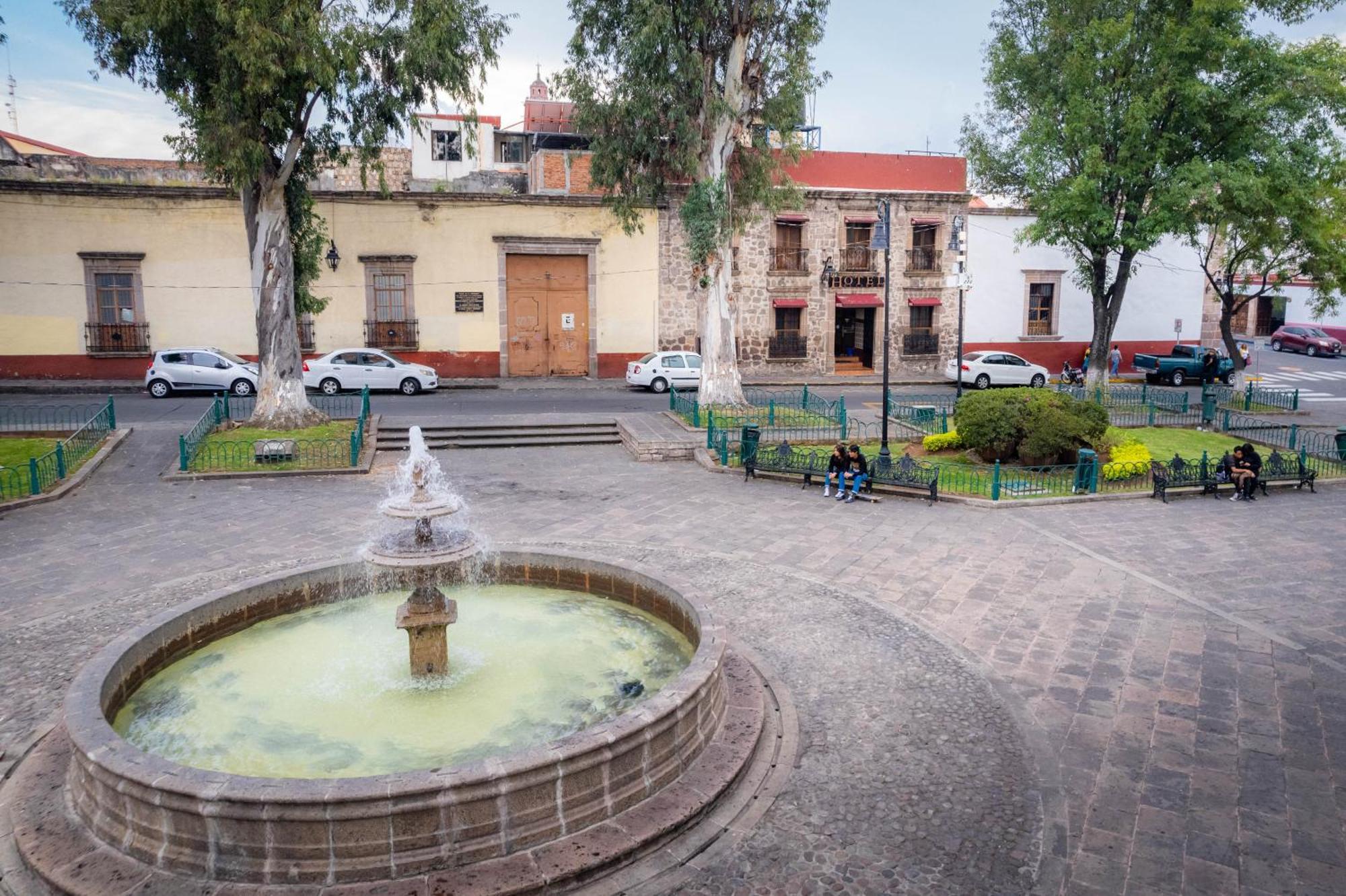 Hotel El Carmen Morelia Exterior photo