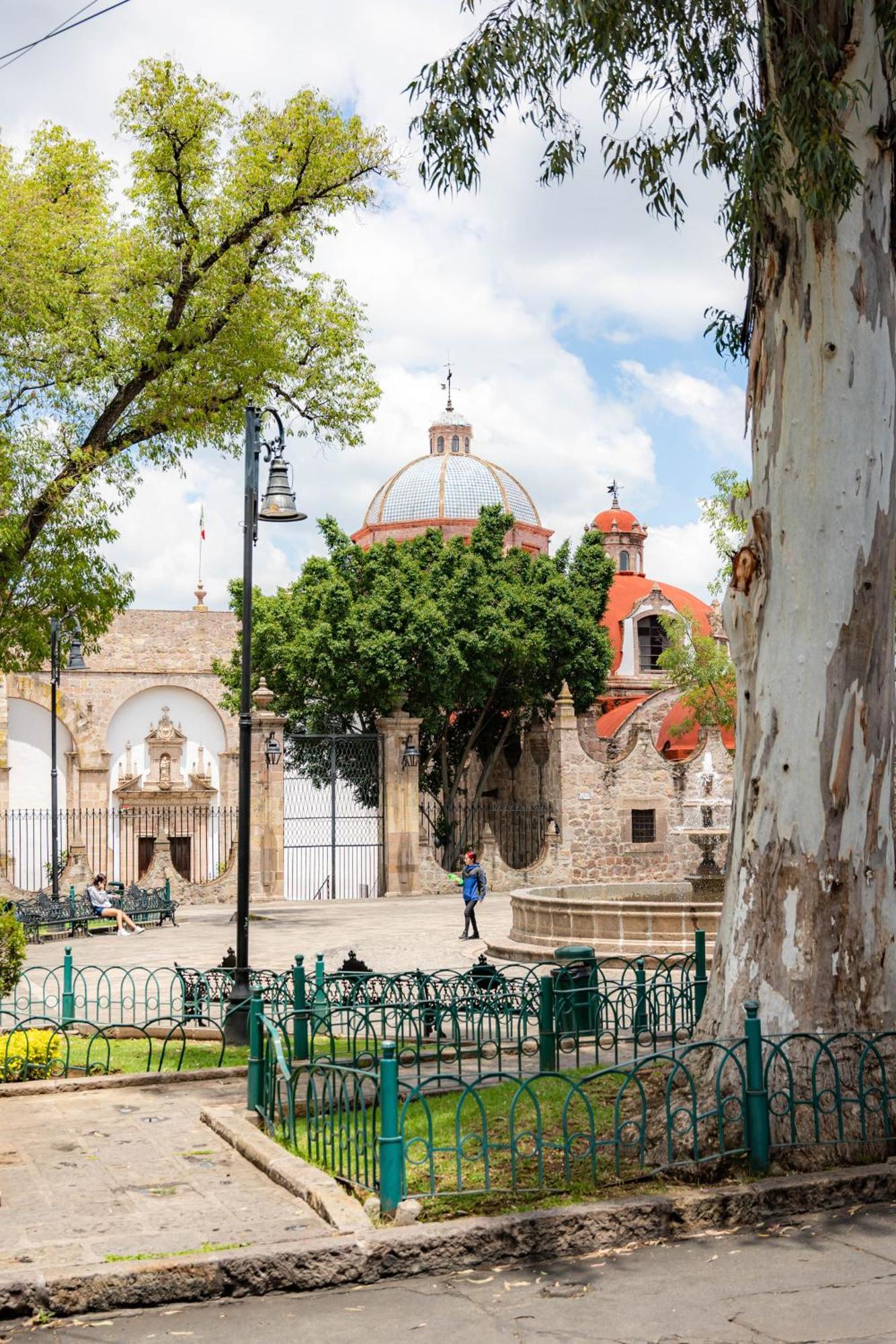 Hotel El Carmen Morelia Exterior photo